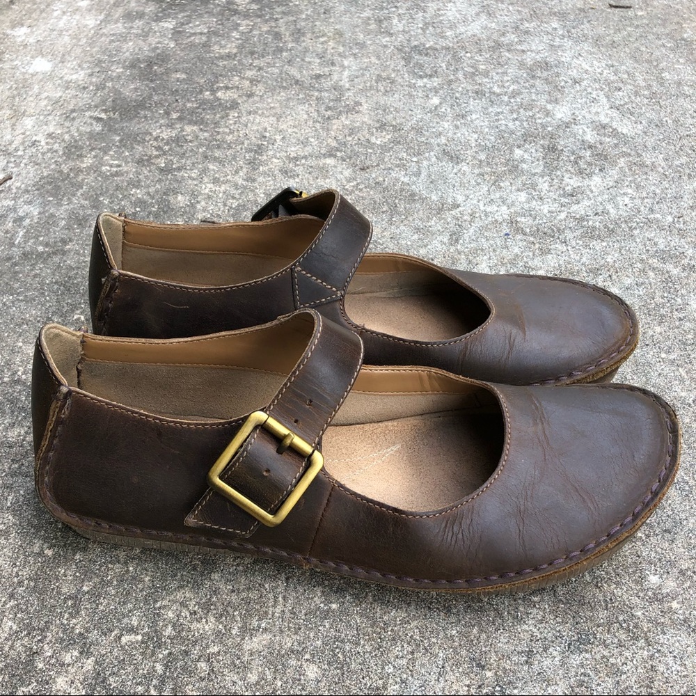 Clarks Mary Janes